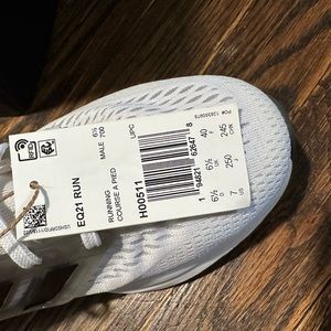 Men’s size 7 - adidas alphabounce